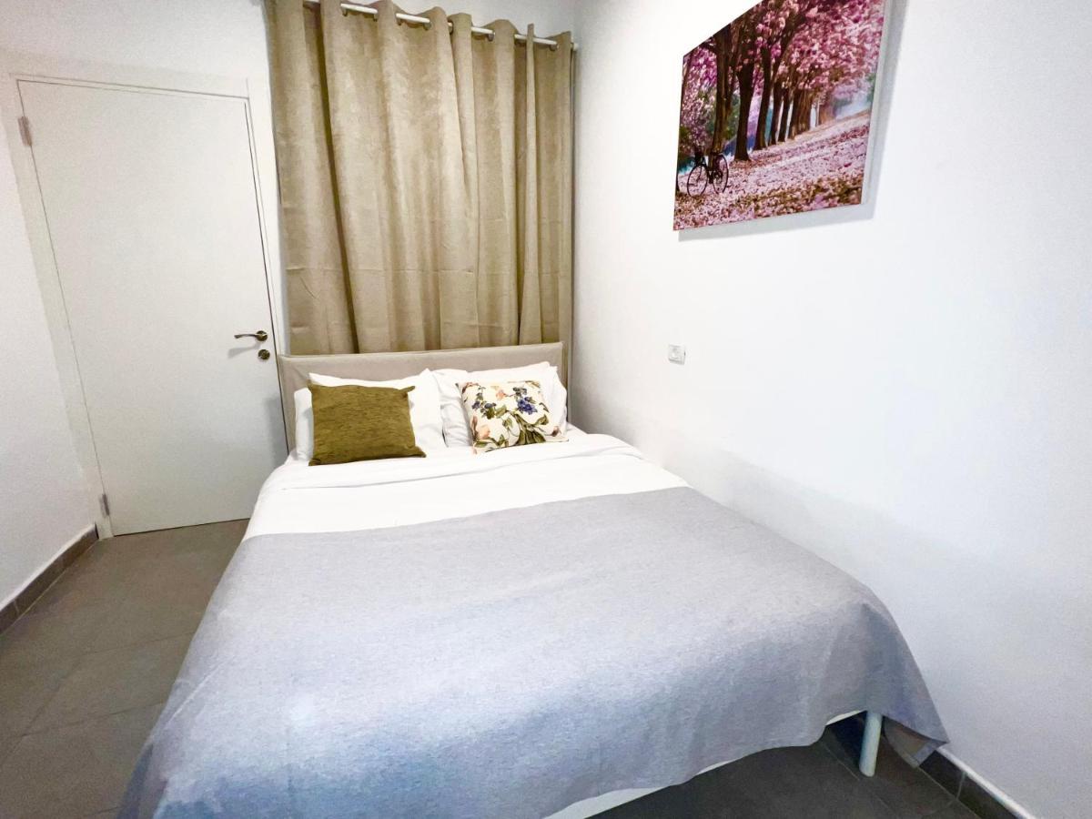 Aspentlv - Hacarmel Market Apartments & Studios Тел Авив Екстериор снимка