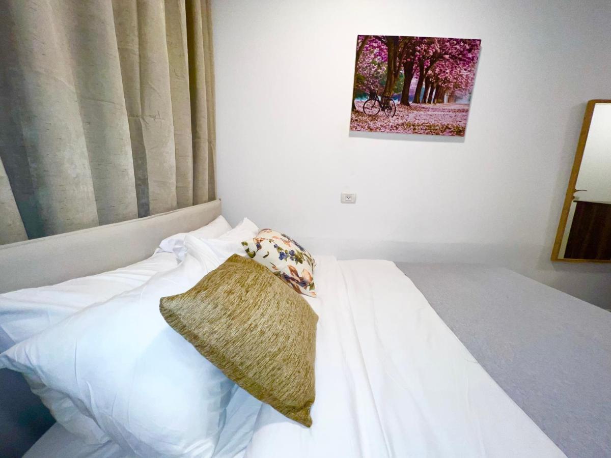 Aspentlv - Hacarmel Market Apartments & Studios Тел Авив Екстериор снимка