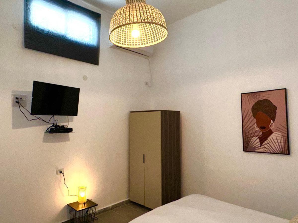Aspentlv - Hacarmel Market Apartments & Studios Тел Авив Екстериор снимка