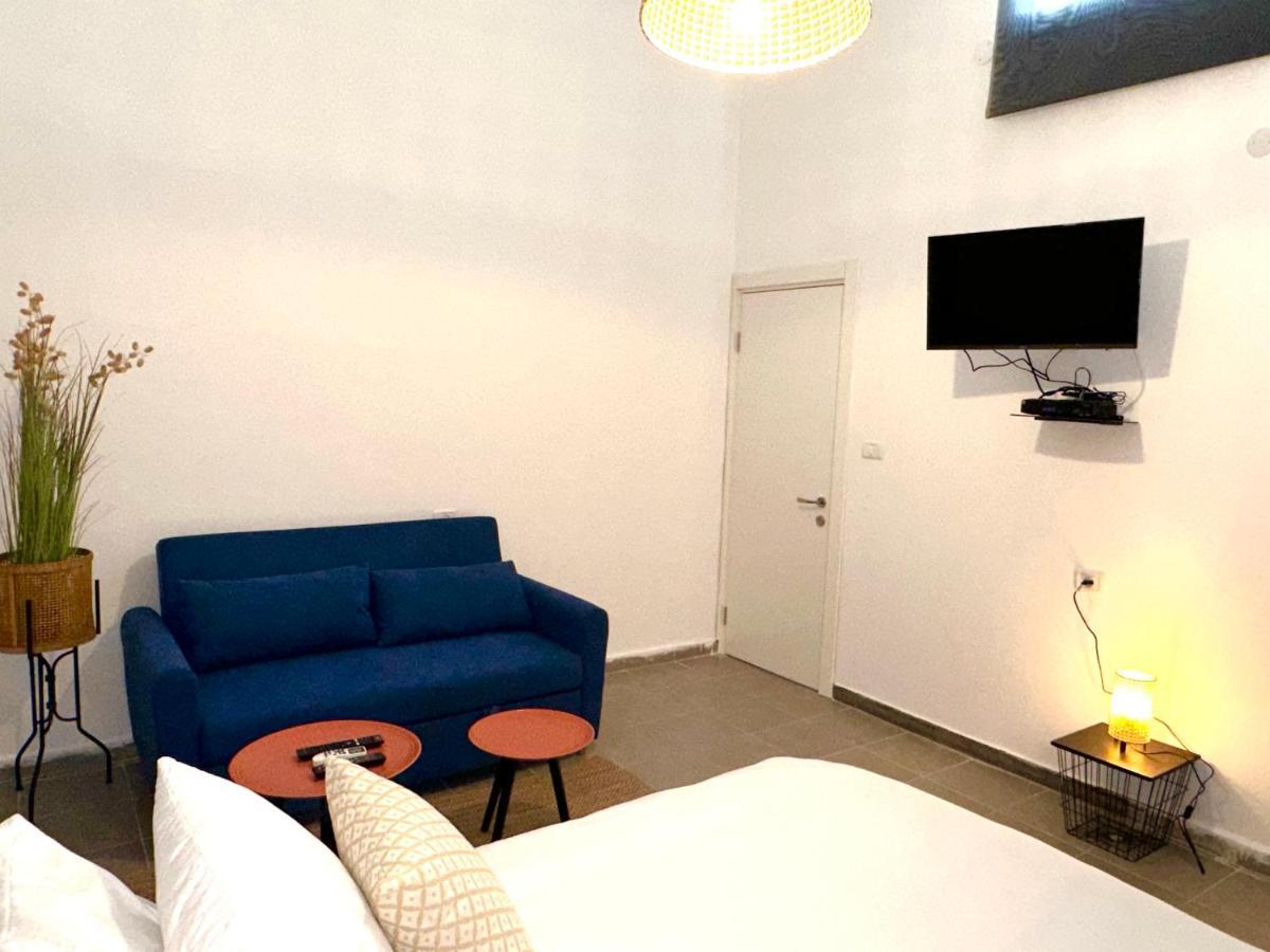 Aspentlv - Hacarmel Market Apartments & Studios Тел Авив Екстериор снимка