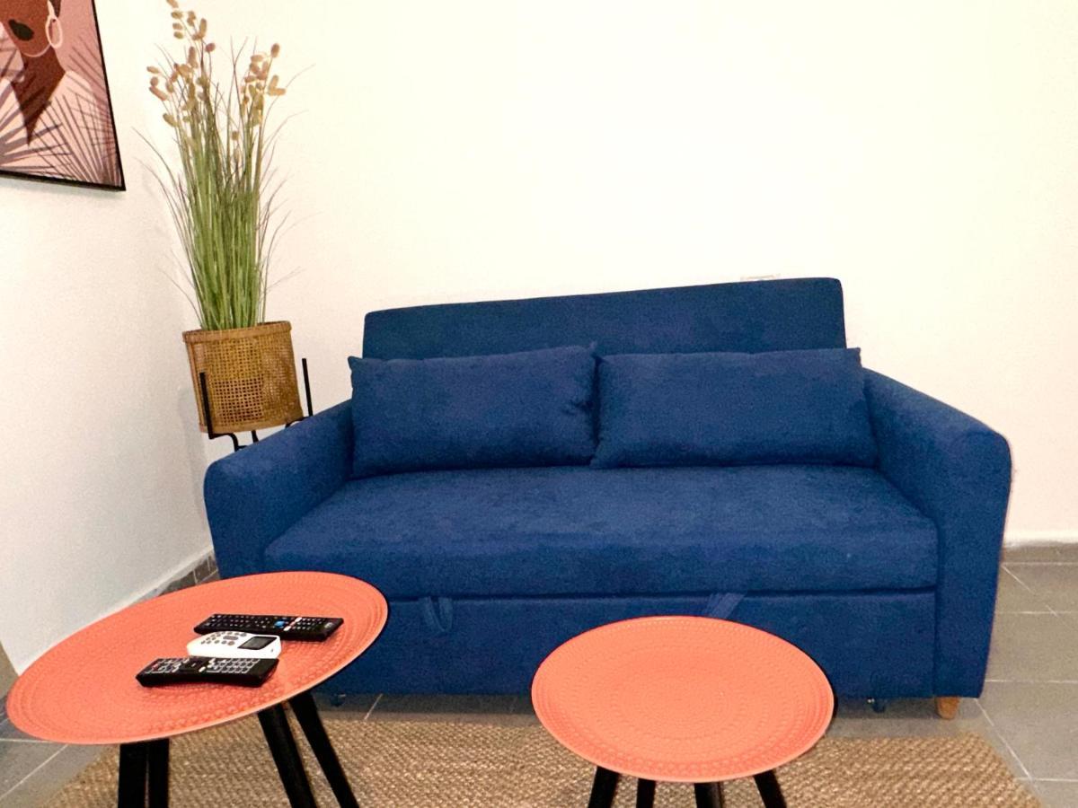 Aspentlv - Hacarmel Market Apartments & Studios Тел Авив Екстериор снимка